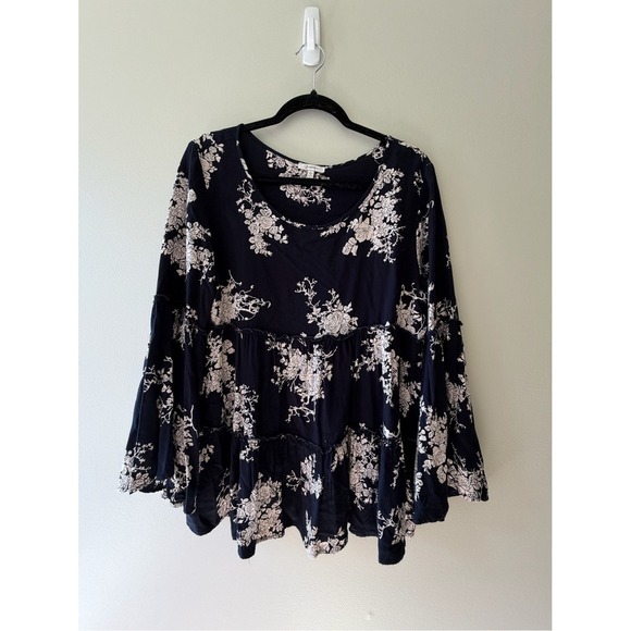 JODIFL Tops - Boho Cottagecore JODIFL Peasant Top Large Black Floral Tiered Bell Sleeve B7309